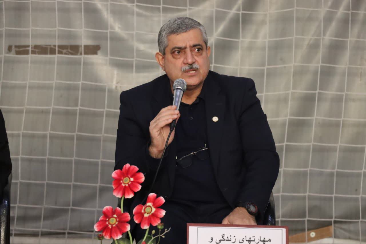 کارگاه آموزشی با عنوان «مهارتهای زندگی و سلامت روان» ویژه دانشآموزان رشته تربیت بدنی