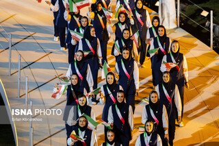اعضای کاروان ورزش ایران در مراسم رژه بازی‌های همبستگی کشورهای اسلامی-ریاض