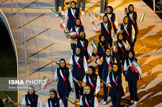اعضای کاروان ورزش ایران در مراسم رژه بازی‌های همبستگی کشورهای اسلامی-ریاض
