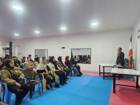 دوره آموزشی تاثیرر ورزش در پیشگیری از مصرف مواد مخدر - چهار محال و بختیاری