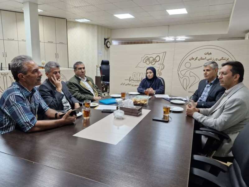 نشست مشترک پزشکی ورزشی و تربیت بدنی دانشگاه های کرمان