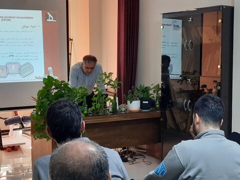 برگزاری کارگاه کمک های اولیه در قزوین