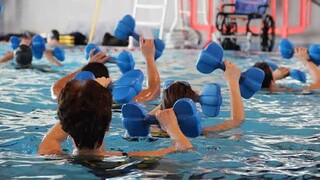 ورزش درمانی در آب