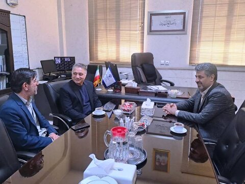 نشست دکتر کاویانی با مدیر کل ورزش و جوانان استان قم