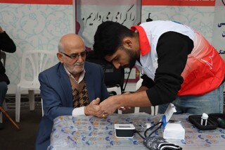 حضور فعال کادر درمان هیات پزشکی ورزش استان در راهپیمایی باشکوه انقلاب