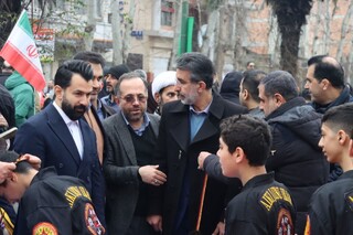 حضور فعال کادر درمان هیات پزشکی ورزش استان در راهپیمایی باشکوه انقلاب