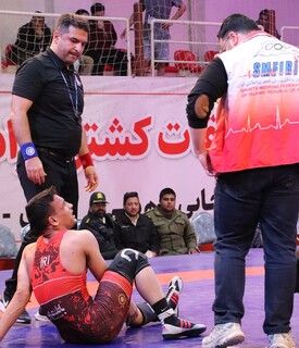 پوشش پزشکی مسابقات قهرمانی کشور کشتی آزاد نوجوانان در کرمان