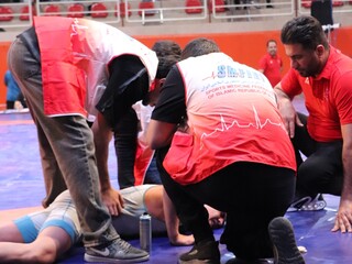 پوشش پزشکی مسابقات قهرمانی کشور کشتی آزاد نوجوانان در کرمان