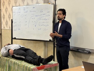 دوره ورزش درمانی در آب در استان مرکزی