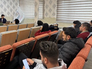 دوره ورزش درمانی در آب در استان مرکزی