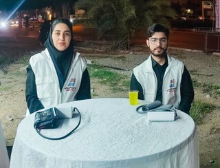 پایش فشار خون در حاشیه مراسم چهلمین روز شهادت قائد امت توسط کادر پوشش پزشکی هیات پزشکی ورزشی استان هرمزگان