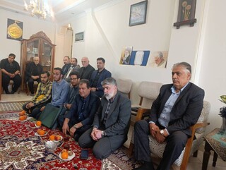 تجلیل هیات پزشکی ورزشی استان تهران خانواده دو شهیدکاراته کار جنگ رمضان
