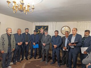 تجلیل هیات پزشکی ورزشی استان تهران خانواده دو شهیدکاراته کار جنگ رمضان