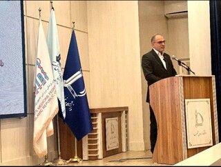 دوره مدون ورزش‌درمانی در آب در مشهد