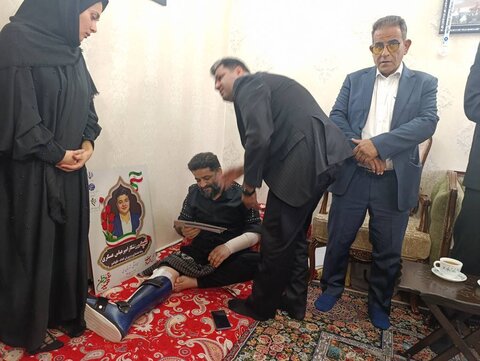 تجلیل هیات پزشکی ورزشی استان تهران از خانواده 3 شهید ورزشکار جنگ رمضان