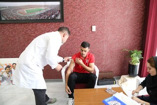 واکسیناسیون ملی پوشان فوتبال توسط فدراسیون پزشکی ورزشی