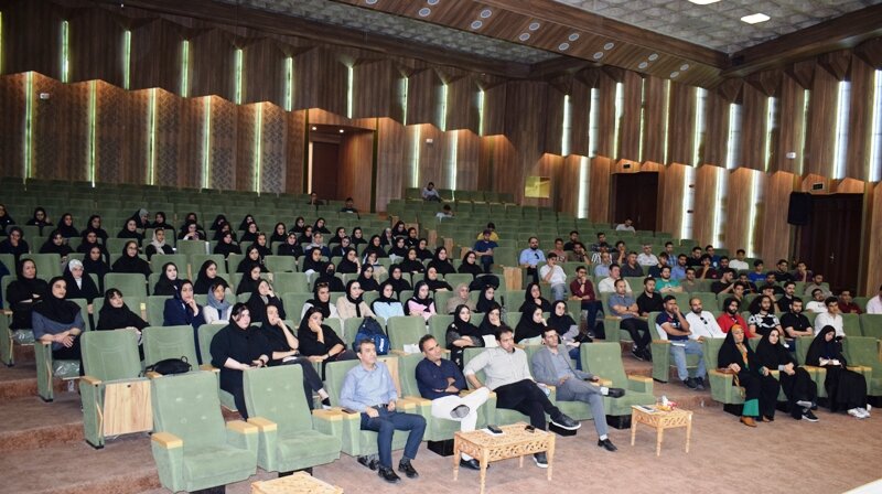 برگزاری سمینار قلب و عروق و ورزش در استان قم
