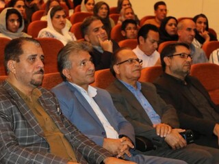 اکران فیلم دعوت حق با حضور سرپرست اداره کل ورزش و جوانان استان
