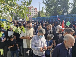 وداع دکتر نوروزی و خانواده پزشکی ورزشی با امام مجاهد شهید