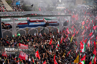 مراسم تشییع پیکر مطهر امام مجاهد شهید در تهران