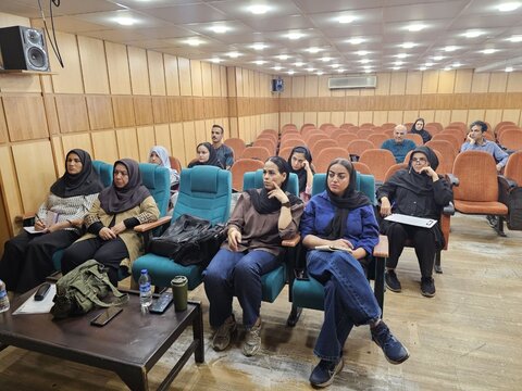 گزارش تصویری ادامه دوره پنج‌روزه امدادگری ورزشی با آموزش احیای قلبی‌ریوی و مدیریت زخم