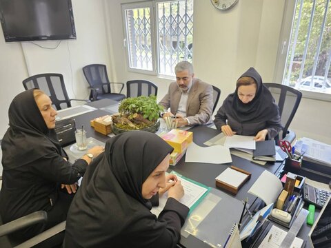 گزارش تصویری امضای تفاهم‌نامه اجرای طرح پایش سلامت کارکنان اداره کل ورزش و جوانان در هیات پزشکی ورزشی استان