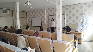 تدریس فیزیوتراپی و حرکات اصلاحی در دوره پزشکیاری ورزشی هیات پزشکی ورزشی اراک