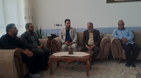 دیدار با خانواده شهید - چهار محال و بختیاری