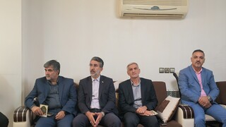 تجلیل رئیس فدراسیون پزشکی ورزشی از خانواده دو شهید والامقام