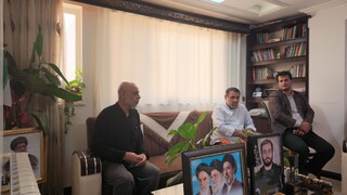 تجلیل رئیس فدراسیون پزشکی ورزشی از خانواده دو شهید والامقام