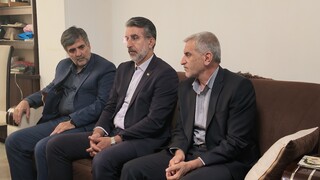 تجلیل رئیس فدراسیون پزشکی ورزشی از خانواده دو شهید والامقام