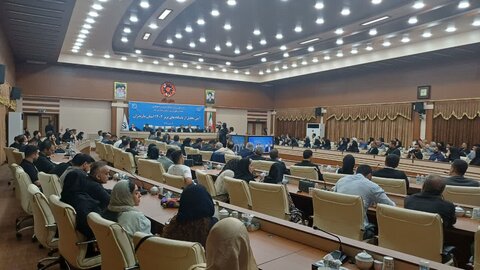  فروش و تجویز مکمل و دارو در باشگاه‌های ورزشی ممنوع است/ عضویت ورزشکاران در کمیته خدمات درمانی یک ضرورت است
