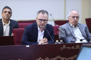 نشست تخصصی بررسی عملکرد و برنامه‌های فدراسیون پزشکی ورزشی با حضور دکتر دنیامالی