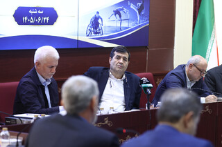 نشست تخصصی بررسی عملکرد و برنامه‌های فدراسیون پزشکی ورزشی با حضور دکتر دنیامالی