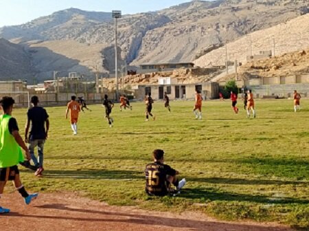 پوشش مسابقات فوتبال در آبدانان