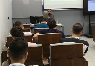 پیگیری دوره امدادگر ورزشی ویژه سازمان لیگ فوتبال