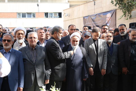 مراسم تشییع پیکر زنده یاد احمد ناطق نوری