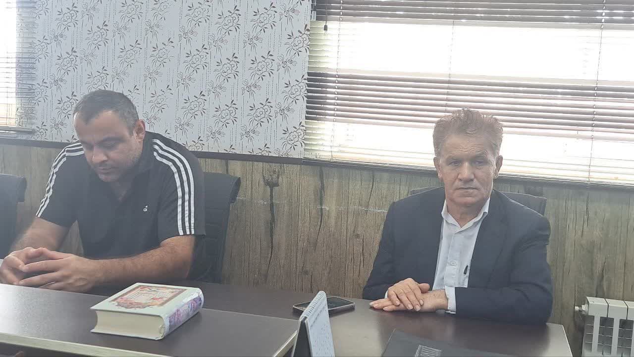 تجلیل از شش باشگاه ورزشی محمودآباد و سرخرود در حوزه بیمه ورزشی