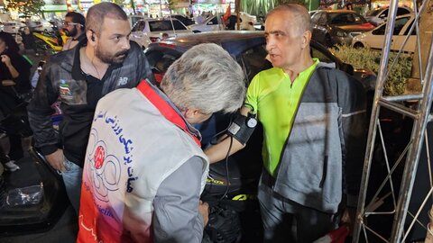 گزارش تصویری پوشش پزشکی گسترده اجتماع «ورزش، جان‌فدای ایران» در میدان انقلاب